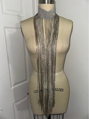 Glamorous rhinestone White Fringe Choker